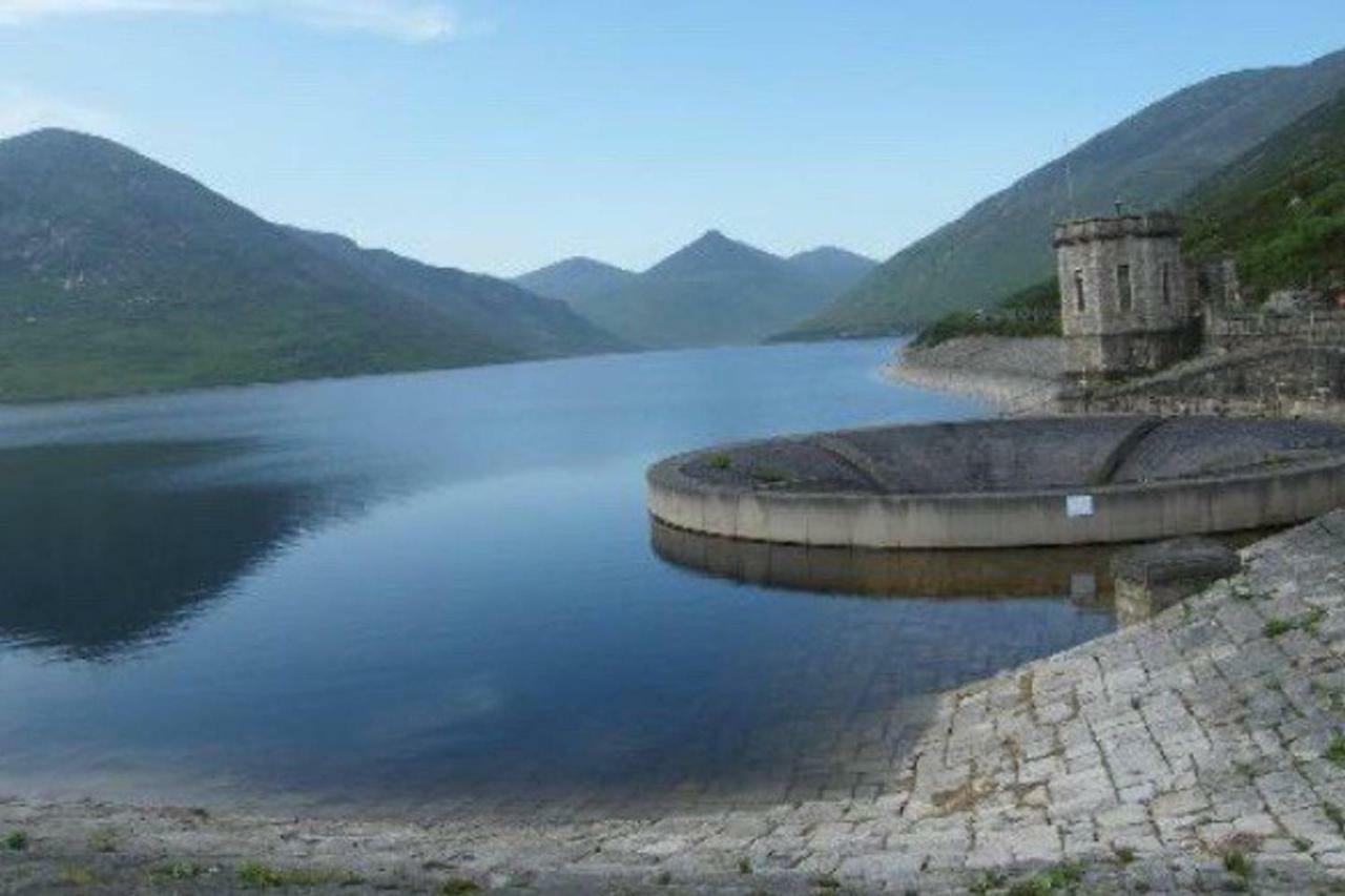 Moneydarragh Cottage With Uninterrupted Mountain And Sea Views- Hot Tub Available For Hire Annalong Zewnętrze zdjęcie